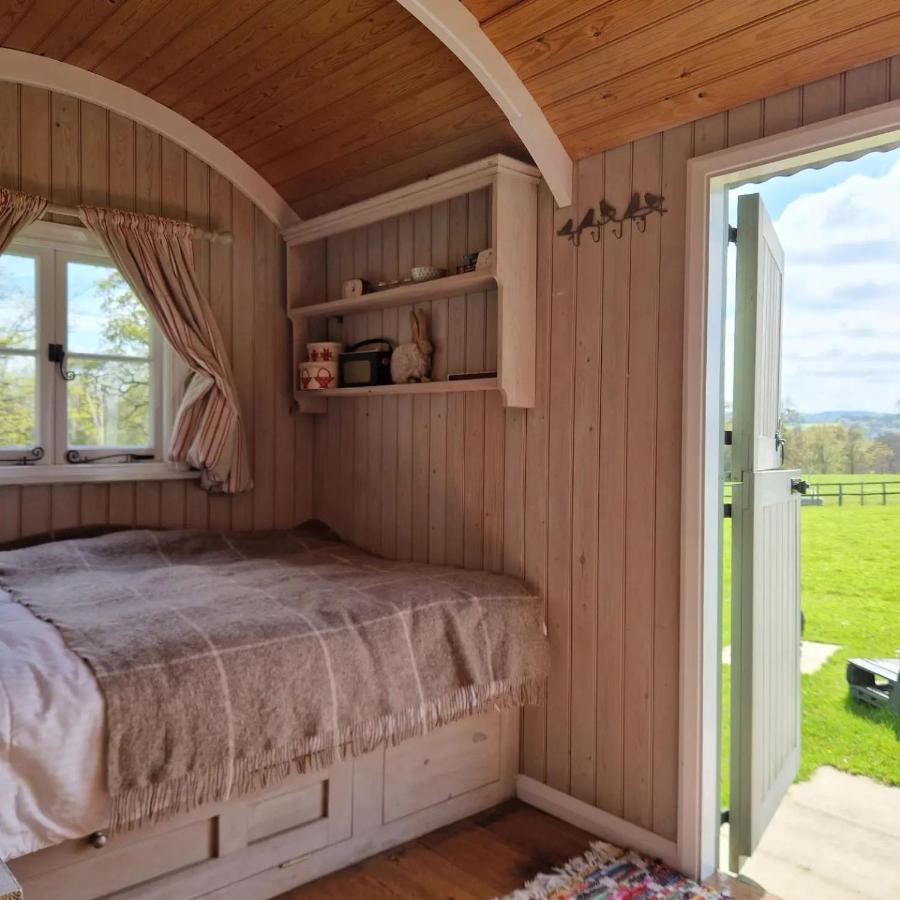 Molly Dishwasher Shepherds Hut Frant Exterior foto